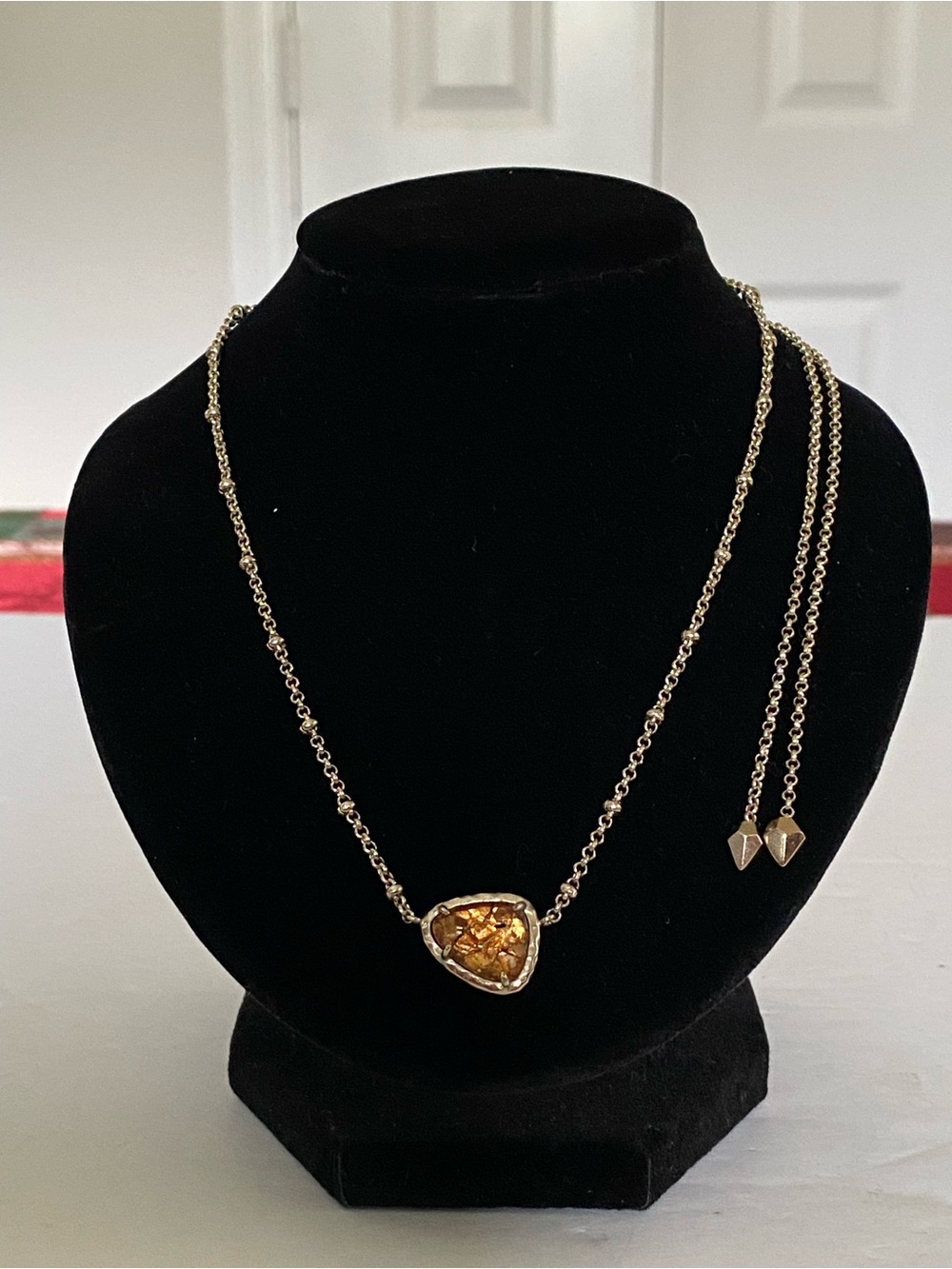 Kendra Scott Gold Tone Adjustable Pendant Necklace with Amber Gold Stone NEW